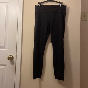 Black lululemon leggings